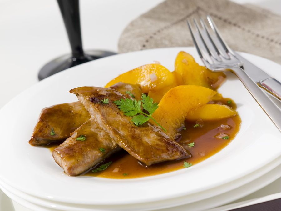 Aiguillettes de canard aux pêches et café