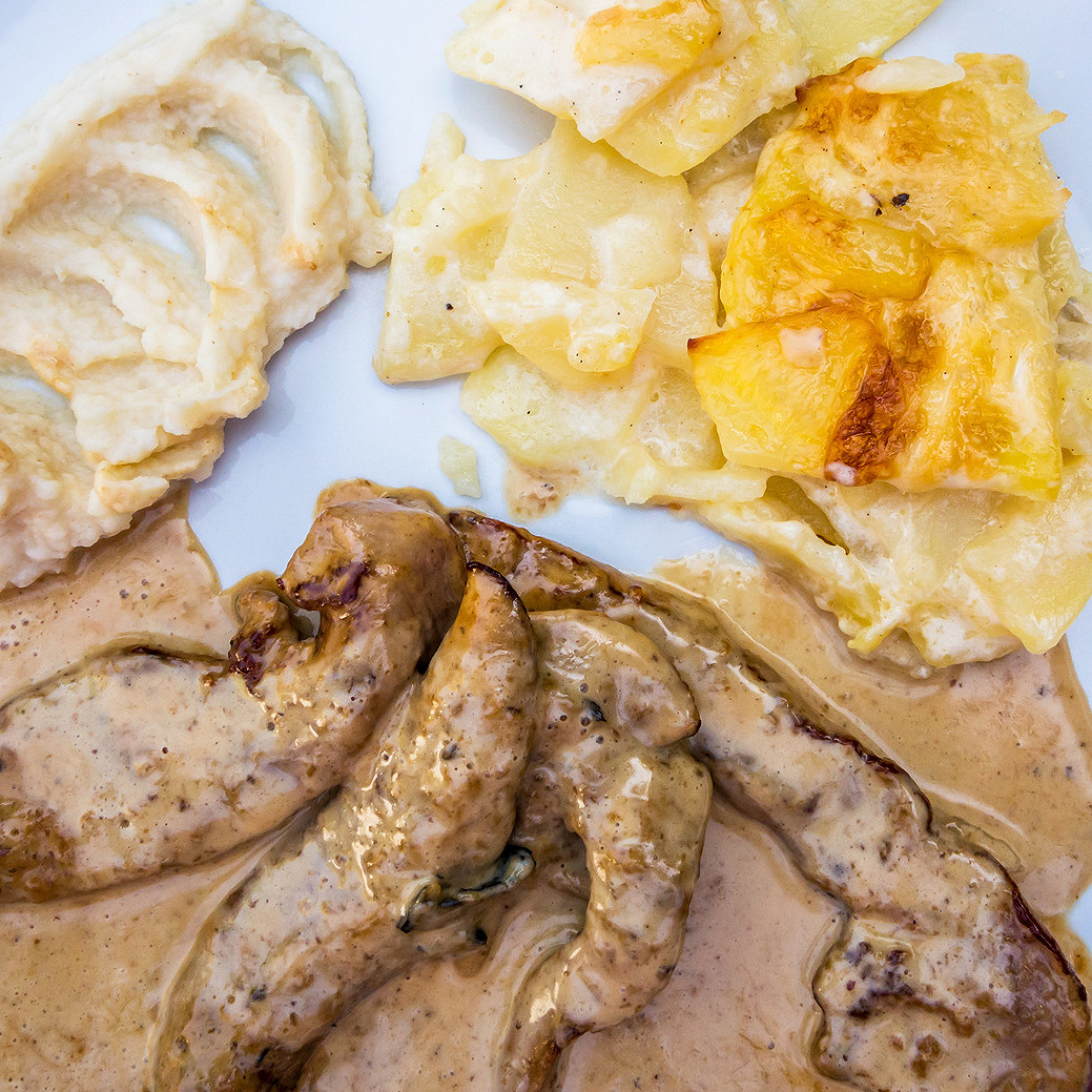 Aiguillettes de canard à la crème d'échalote