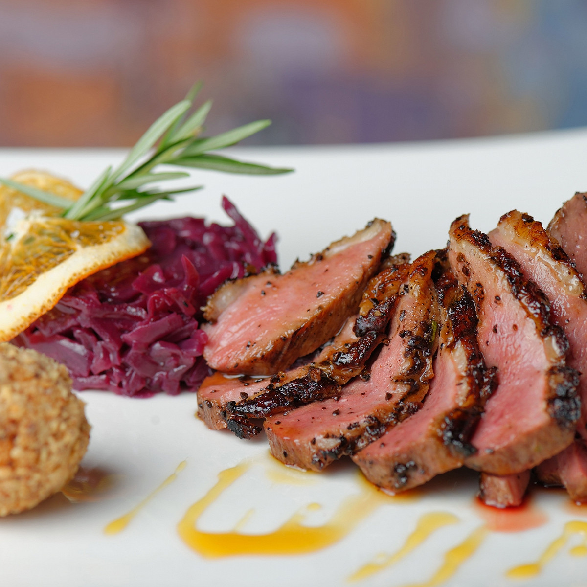 Aiguillettes de canard au vinaigre de framboise