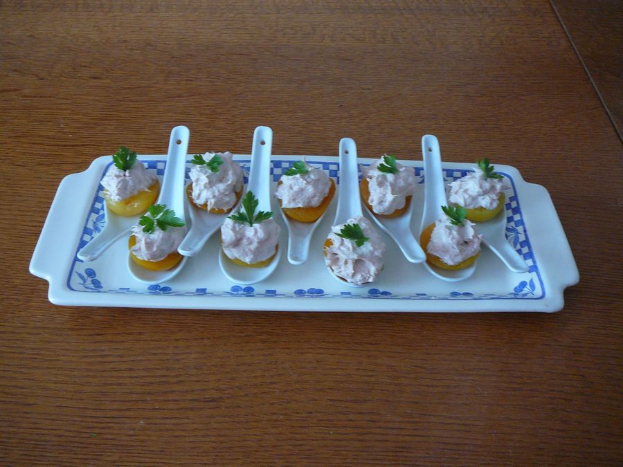 Abricot sucré salé au thon et au fromage frais